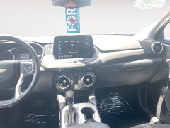 Used 2025  Chevrolet Blazer FWD 4dr LT w&sol;2LT at Raceway Motors near Lufkin&comma; TX