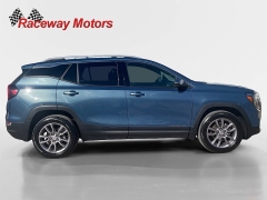 Used 2024  GMC Terrain AWD 4dr SLT at Raceway Motors near Lufkin&comma; TX