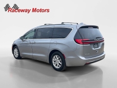 Used 2021  Chrysler Pacifica Touring L FWD at Raceway Motors near Lufkin&comma; TX