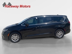 Used 2024  Chrysler Pacifica Touring L FWD at Raceway Motors near Lufkin&comma; TX