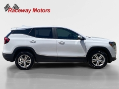 Used 2024  GMC Terrain FWD 4dr SLE at Raceway Motors near Lufkin&comma; TX