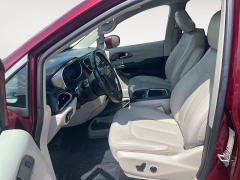 Used 2021  Chrysler Pacifica Touring L FWD at Raceway Motors near Lufkin&comma; TX