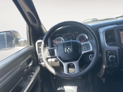 Used 2022  Ram 1500 Classic 4WD Warlock Crew Cab 5'7" Box at Raceway Motors near Lufkin&comma; TX