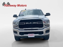 Used 2022  Ram 2500 4WD Tradesman Crew Cab 8' Box at Raceway Motors near Lufkin&comma; TX