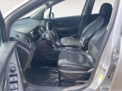Used 2021  Chevrolet Trax FWD 4dr LT at Raceway Motors near Lufkin&comma; TX