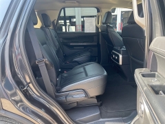 Used 2024  Ford Expedition XLT 4x4 at Raceway Motors near Lufkin&comma; TX