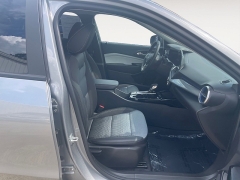 Used 2025  Chevrolet Trax FWD 4dr LT at Raceway Motors near Lufkin&comma; TX