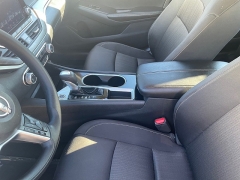 Used 2024  Nissan Altima 2.5 SV Sedan at Raceway Motors near Lufkin, TX