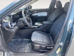 Used 2025  Chevrolet Trax FWD 4dr LT at Raceway Motors near Lufkin, TX