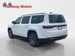 Used 2024  Jeep Wagoneer Series II 4x2 at Raceway Motors near Lufkin&comma; TX
