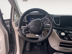 Used 2023  Chrysler Pacifica Touring L FWD at Raceway Motors near Lufkin&comma; TX