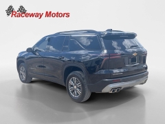 Used 2025  Chevrolet Traverse FWD 4dr LT w&sol;1LT at Raceway Motors near Lufkin&comma; TX
