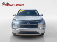 Used 2025  Mitsubishi Outlander SE FWD at Raceway Motors near Lufkin&comma; TX