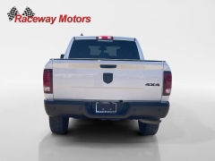 Used 2022  Ram 1500 Classic 4WD Warlock Crew Cab 5'7" Box at Raceway Motors near Lufkin&comma; TX