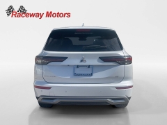 Used 2025  Mitsubishi Outlander SE FWD at Raceway Motors near Lufkin&comma; TX