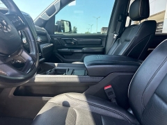 Used 2022  Ram 1500 4WD Limited Crew Cab 5'7" Box at Drive Now Westlake near Westlake&comma; OH