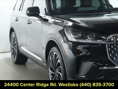 Used 2025  Lincoln Aviator Reserve AWD at Drive Now Westlake near Westlake&comma; OH