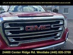 Used 2020  GMC Sierra 1500 4WD Crew Cab 147" SLT at Drive Now Westlake near Westlake&comma; OH