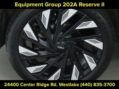Used 2025  Lincoln Nautilus Reserve AWD at Drive Now Westlake near Westlake&comma; OH