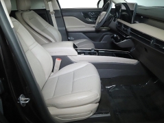 Used 2023  Lincoln Corsair Standard AWD at DriveNow Mayfield near Mayfield Heights&comma; OH