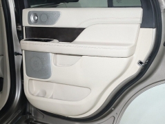 Used 2019  Lincoln Navigator 4d SUV 4WD Reserve at Drive Now Westlake near Westlake&comma; OH