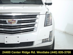Used 2020  Cadillac Escalade 4d SUV 4WD Platinum at Drive Now Westlake near Westlake&comma; OH