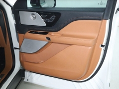 Used 2023  Lincoln Aviator Black Label AWD at Drive Now Westlake near Westlake&comma; OH