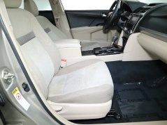 Used 2014  Toyota Camry 4dr Sdn I4 Auto LE &lpar;Natl&rpar; at DriveNow Mayfield near Mayfield Heights&comma; OH