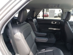 Used 2023  Ford Explorer XLT 4WD at Drive Now Westlake near Westlake&comma; OH