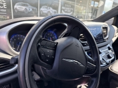 Used 2020 Chrysler Pacifica 4d Wagon Limited at DriveNow Mayfield near Mayfield Heights, OH