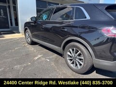 Used 2022  Lincoln Nautilus Standard AWD at DriveNow Mayfield near Mayfield Heights&comma; OH
