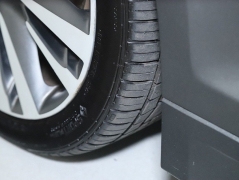Used 2018  Lincoln MKZ Reserve AWD at DriveNow Mayfield near Mayfield Heights&comma; OH