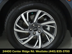Used 2024  Lincoln Corsair Premiere AWD at DriveNow Mayfield near Mayfield Heights&comma; OH
