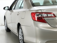 Used 2014  Toyota Camry 4dr Sdn I4 Auto LE &lpar;Natl&rpar; at DriveNow Mayfield near Mayfield Heights&comma; OH