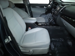 Used 2015  Kia Sorento 4d SUV FWD LX at Drive Now Westlake near Westlake&comma; OH