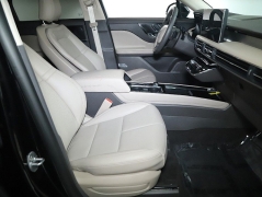 Used 2024  Lincoln Corsair Premiere AWD at Drive Now Westlake near Westlake&comma; OH