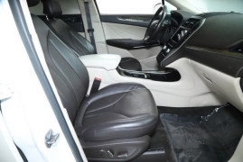 Used 2017 Lincoln MKC 4d SUV AWD Reserve at DriveNow Mayfield near Mayfield Heights, OH