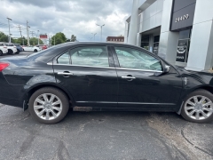 Used 2011 Lincoln MKZ 4d Sedan FWD at Drive Now Westlake near Westlake, OH