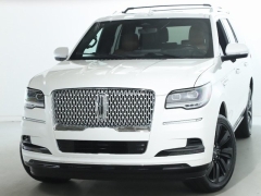 Used 2023 Lincoln Navigator L Reserve 4x4 at Drive Now Westlake near Westlake, OH