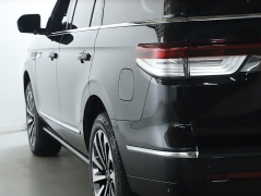 Used 2022  Lincoln Navigator Reserve 4x4 at Drive Now Westlake near Westlake&comma; OH