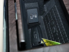 Used 2022  Lincoln Navigator Standard 4x4 at Drive Now Westlake near Westlake, OH