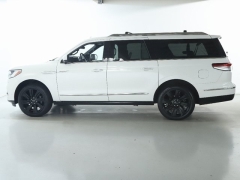 Used 2023 Lincoln Navigator L Reserve 4x4 at Drive Now Westlake near Westlake, OH