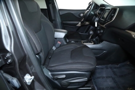 Used 2017 Jeep Cherokee 4d SUV 4WD Latitude I4 at DriveNow Mayfield near Mayfield Heights, OH
