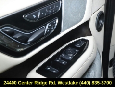 Used 2019  Lincoln Navigator 4d SUV 4WD Reserve at Drive Now Westlake near Westlake&comma; OH