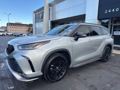 Used 2023 Toyota Highlander XSE FWD at Drive Now Westlake near Westlake, OH