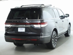 Used 2023  Lincoln Navigator Reserve 4x4 at Drive Now Westlake near Westlake, OH