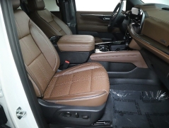 Used 2025  Chevrolet Tahoe 4WD 4dr High Country at Drive Now Westlake near Westlake&comma; OH