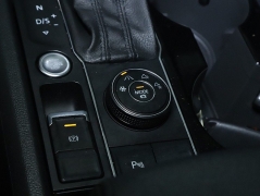 Used 2019  Volkswagen Atlas 4d SUV 3&period;6L SEL 4motion at DriveNow Mayfield near Mayfield Heights&comma; OH