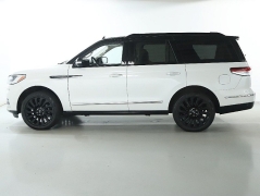 Used 2024  Lincoln Navigator Black Label 4x4 at Drive Now Westlake near Westlake&comma; OH