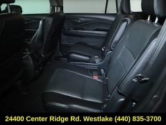 Used 2017  Honda Pilot 4d SUV AWD Elite at Drive Now Westlake near Westlake&comma; OH